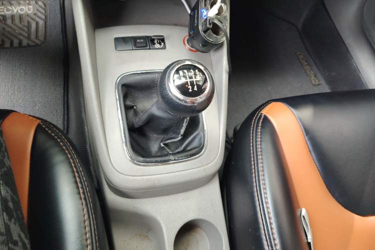 Used Volkswagen Bora 2012 1.6L Manual Fashion Edition