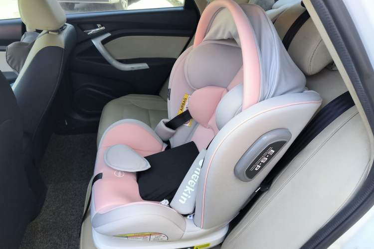 Used Changan Alsvin V7 2016 1.6L Manual Enjoyment Model China V Standard
