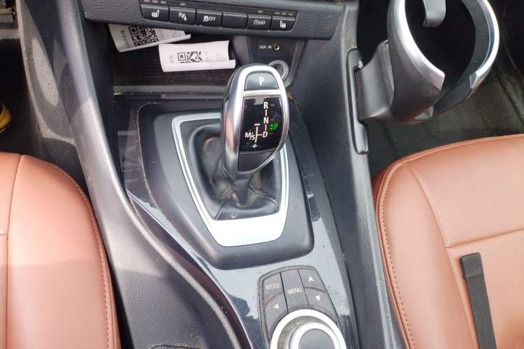 Used BMW X1 2015 sDrive18i Fashion Upgrade Edition Gear Lever