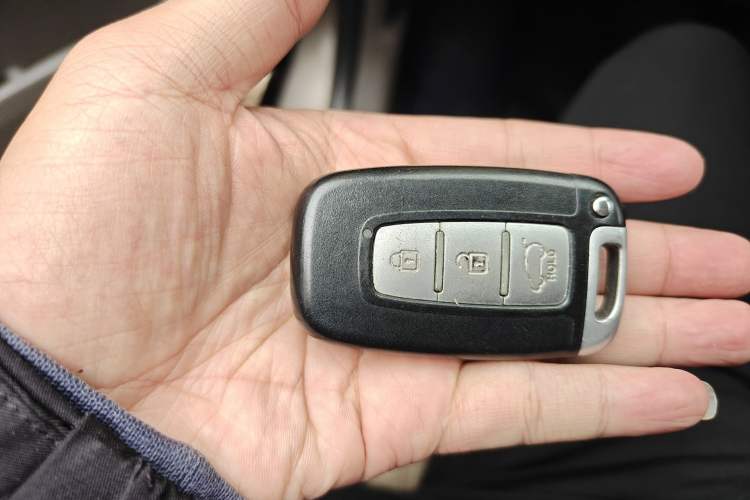 Used Hyundai ix35 2010 2.0L Automatic Two-Wheel Drive Elite Edition GLS Vehicle Key