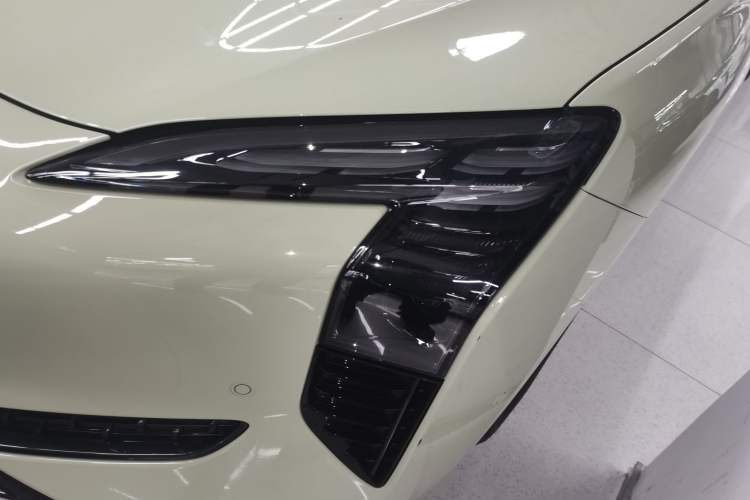 Used Hongqi EH7 2024 690 Pro Left Front Headlight