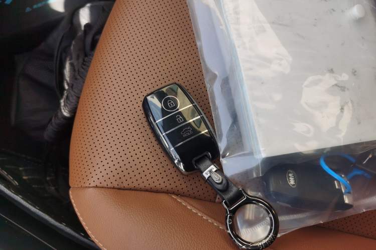 Used Kia KX Cross 2018 1.6L Automatic Dynamic Sunroof Version