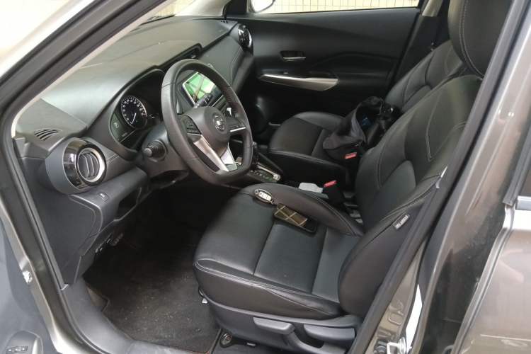 Used Nissan Kicks 2021 1.5L XV CVT Smart Connect Luxury Edition Left Front Seat