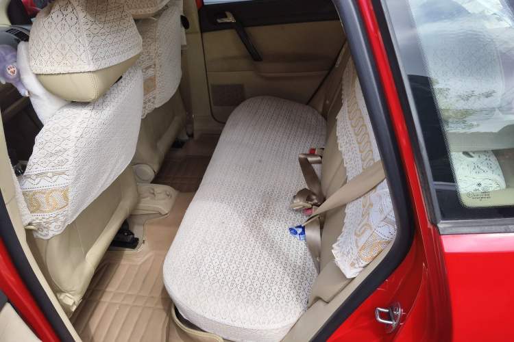 Used Volkswagen Polo 2009 Jingqing 1.6L Automatic Fashion Edition Left Rear Seat