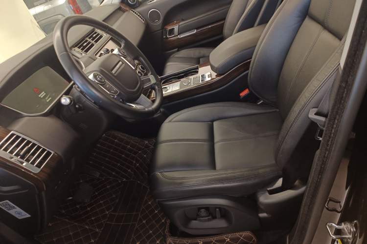 Used Land Rover Range Rover Vogue 2017 3.0T Gasoline HSE Middle East