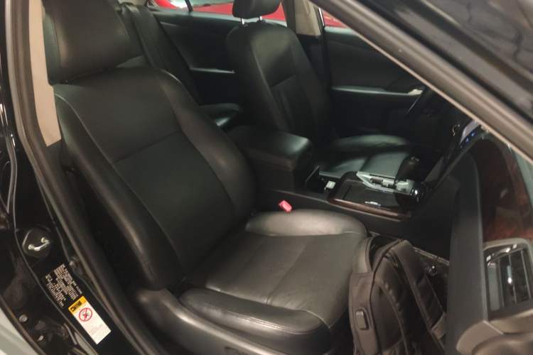 Used Toyota Camry 2015 2.0G Premier Edition