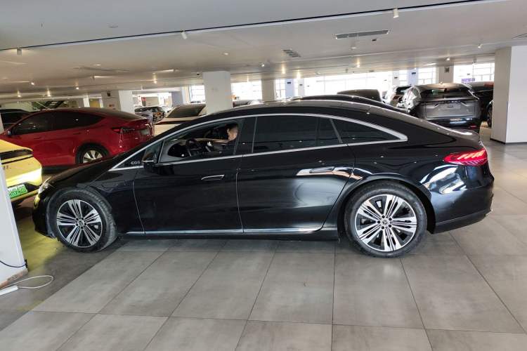 Used Mercedes-Benz EQS 2022 Updated Version 450+ Pioneer Edition
