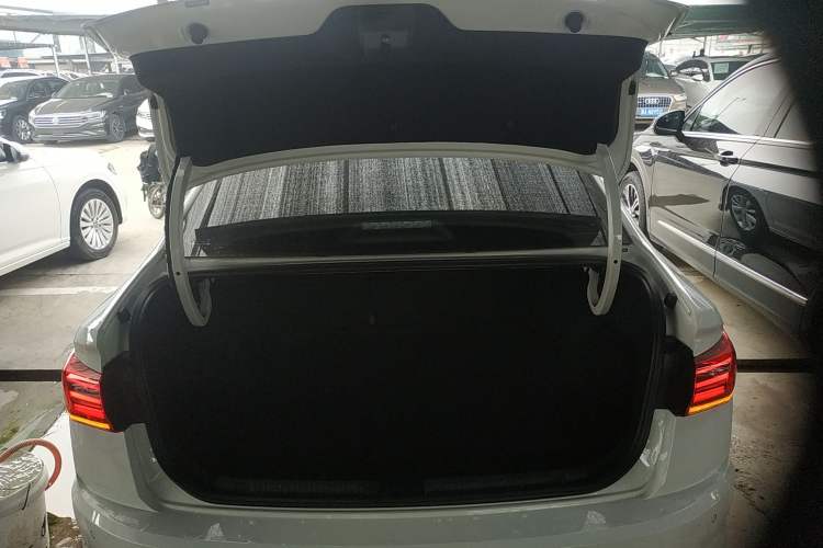 Used Volkswagen Bora 2021 1.5L Automatic Elite Smart Connect Edition Trunk