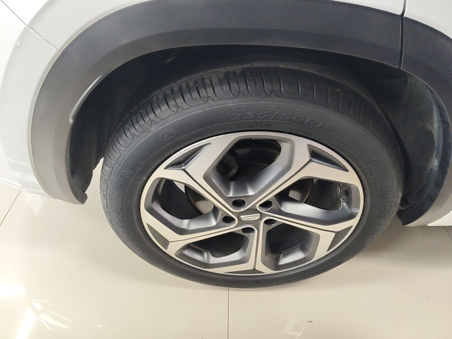 Geely Auto Monjaro L 2021 2.0TD DCT EVO Two-Wheel Drive Prestige Version — снимка 11