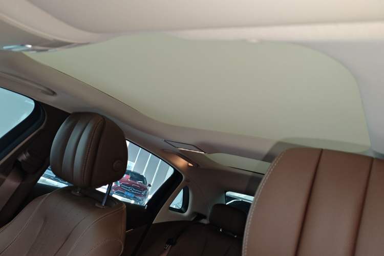 Used Mercedes-Benz E-Class 2023 Facelift E 260 L
