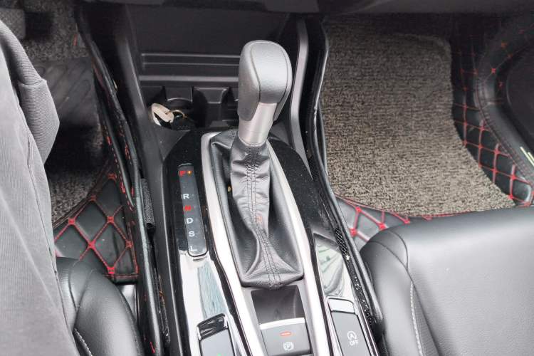 Used Honda Envix 2019 180TURBO CVT Enjoyment Edition China VI Gear Lever