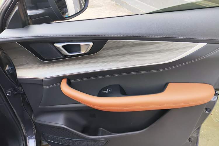 Used Chery Tiggo 8 PLUS 2022 290TGDI DCT Luxury Edition+