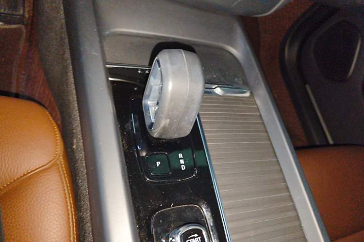 Used Volvo XC60 2023 B5 4x4 Smart Luxury Edition