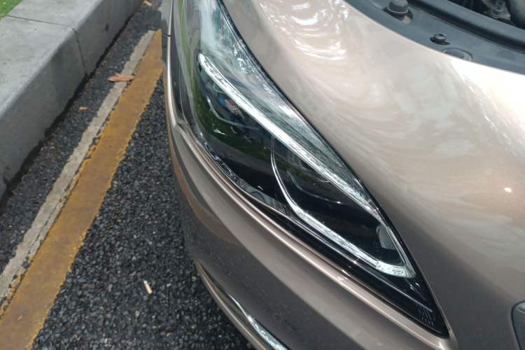 Used Buick LaCrosse 2016 30H Luxury Version