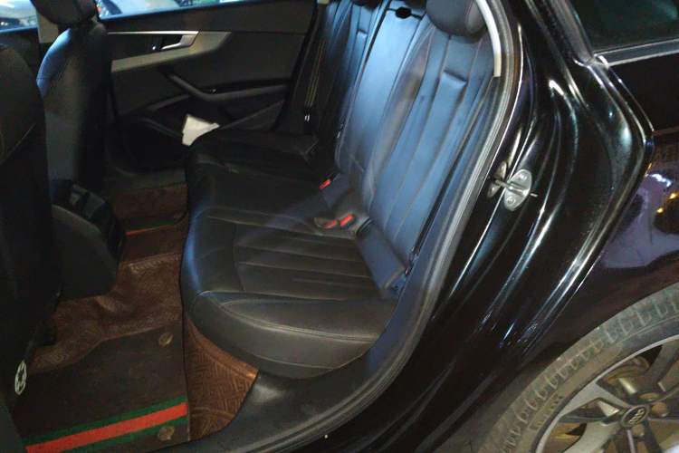 Used Audi A4L 2019 40 TFSI Ambition China VI