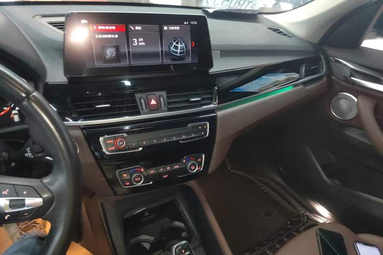 Used BMW X1 2022 sDrive25Li Leading Model
