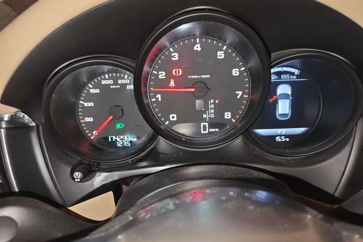 Used Porsche Macan 2014 Macan 2.0T
