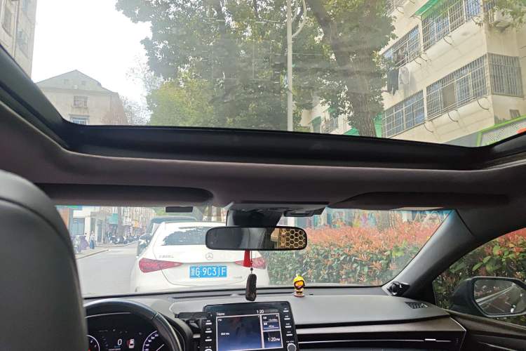 Used Toyota Avalon 2019 2.5L Touring Premium Version China VI Standard