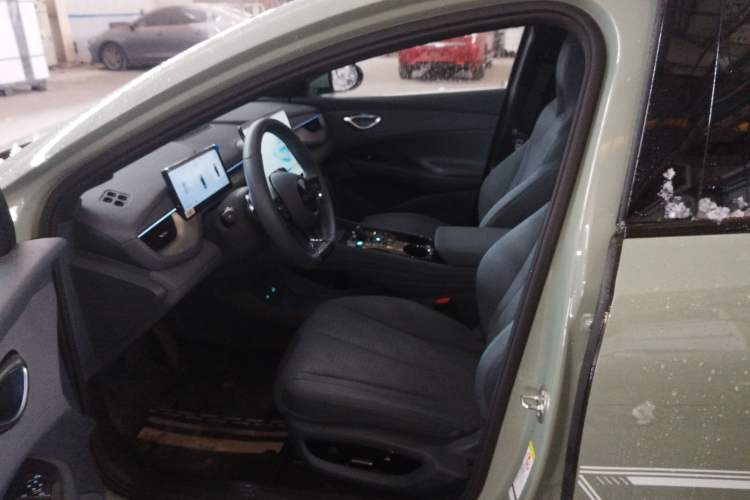 Used BYD Seal 06GT 2025 Intelligent Driving Version 550 All-Wheel Drive Heatwave Edition
