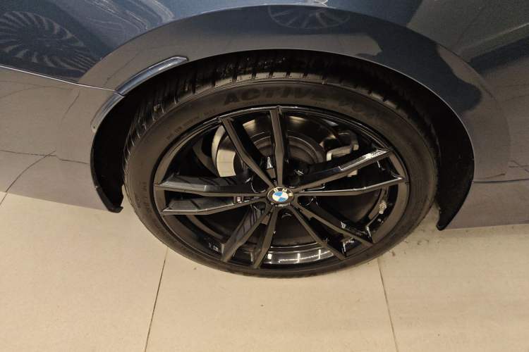 Used BMW 4 Series 2022 Revised 425i M Sport Night Edition Package Right Rear Wheel Hub