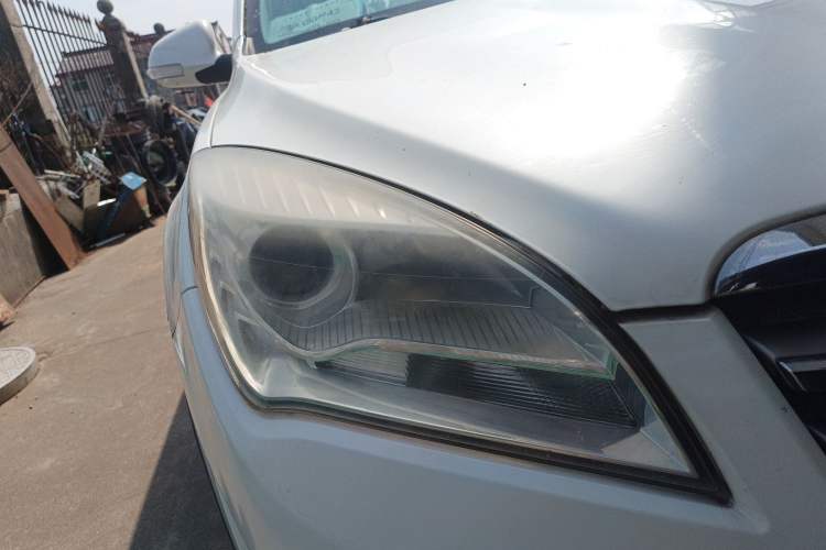 Used Changan CS35 2012 1.6L Manual Luxury Model China IV Standard
