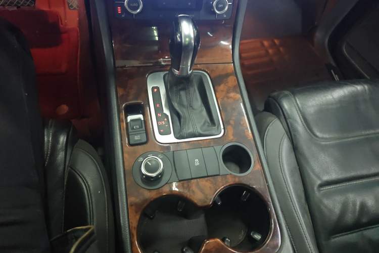 Used Volkswagen Touareg 2011 3.0 TSI Standard Version