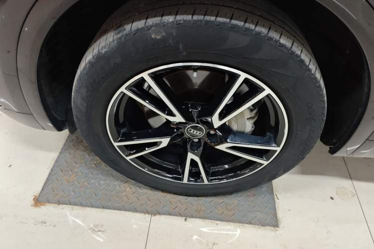 Used Audi Q5L 2023 40T Fashionable and Dynamic Edition