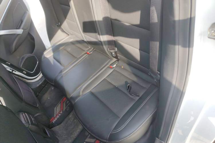 Used Geely Auto Coolray 2019 260T DCT Knight China V Standard
