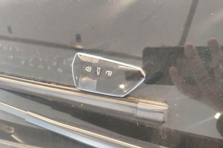 Used Volkswagen ID.6 CROZZ 2022 Long-Range PRO Edition
