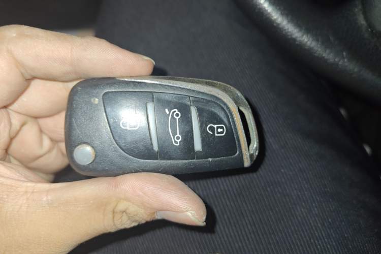 Used Toyota YARiS L Zhi Xuan 2017 1.5E CVT Enhanced Performance Edition