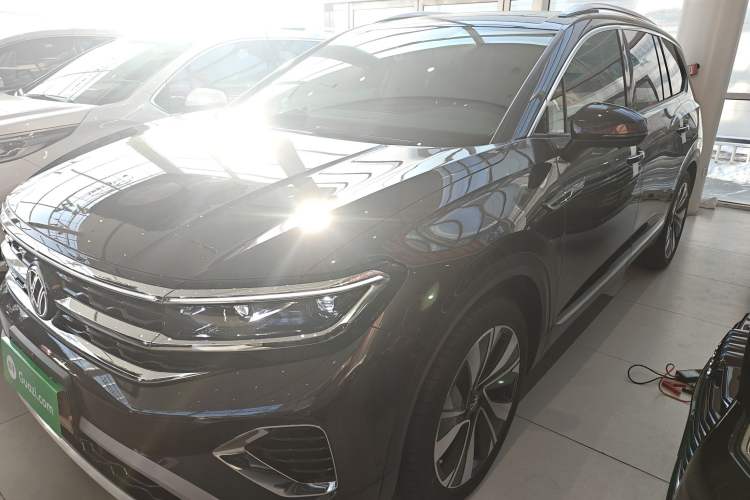 Used Volkswagen Talagon 2024 380TSI All-Wheel Drive Luxury Prestige Pro 7-Seater