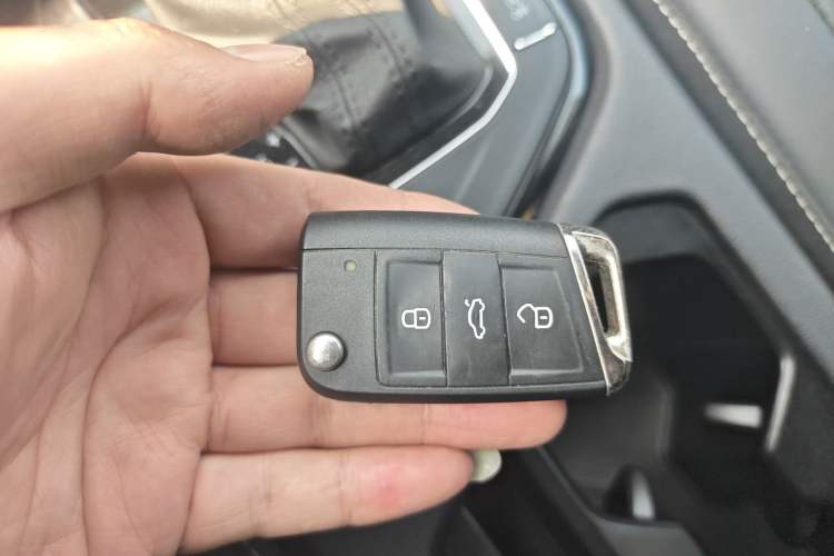 Used Volkswagen Tiguan L 2018 330TSI Automatic Two-Wheel Drive Comfort Edition