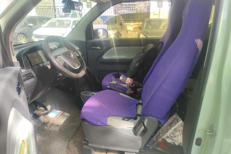 Used Wuling Hongguang MINIEV 2021 Macaron Premium Model – Lithium-NMC