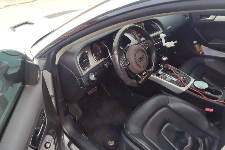 Used Audi A5 2010 2.0TFSI Sportback Comfort Model Driver Seat