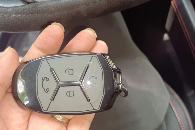 Used Lynk & Co 02 2018 1.5T DCT Two-Wheel Drive Pro Version China V Emission Standard
