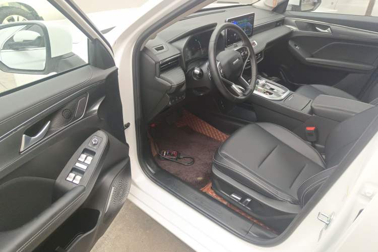 Used Haval JOLION 2021 1.5T Automatic Grand Three-Volume Version
