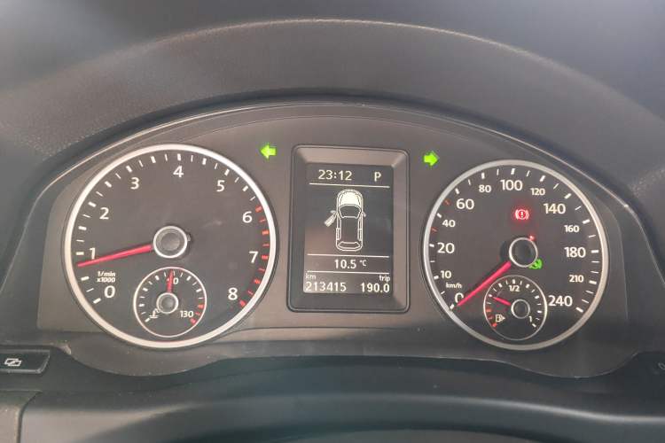 Used Volkswagen Tiguan 2009 2.0 TSI Luxury Edition Instrument Cluster