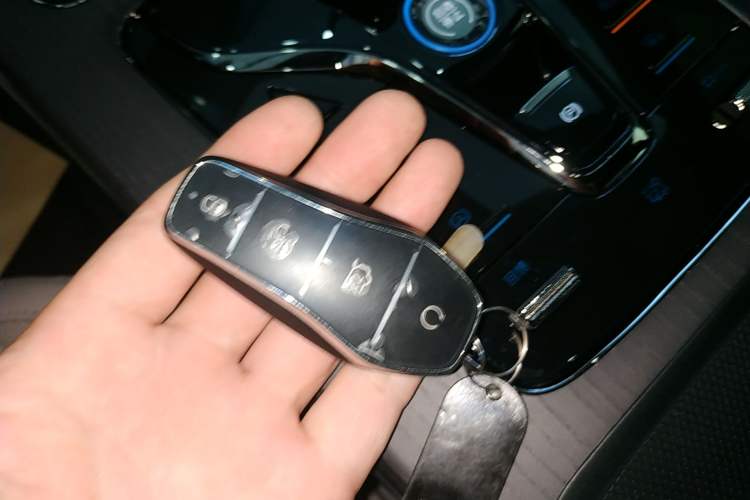 Used BYD Han 2025 EV Intelligent Driving Edition 701KM LiDAR Flagship Model
