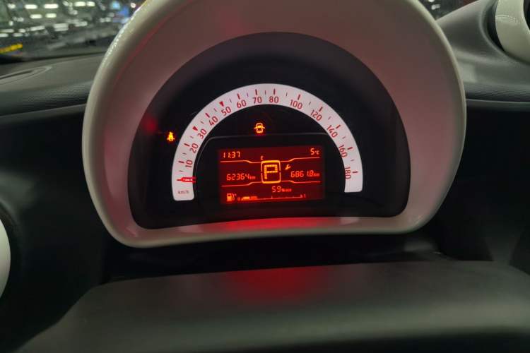 Used smart forfour 2016 1.0L 52 kW Dynamic Edition