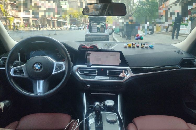 Used BMW 3 Series 2021 Facelifted 320Li M Sport Package Center Console