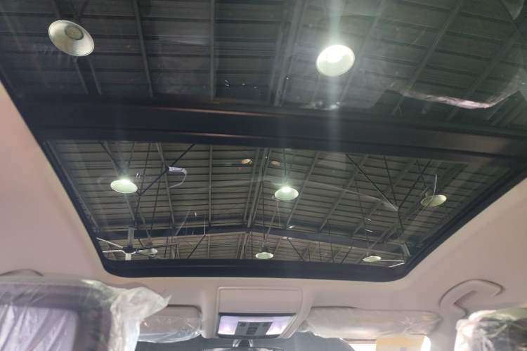 Used Volkswagen Passat 2026 Model, Outstanding 380TSI Longteng Edition Headliner