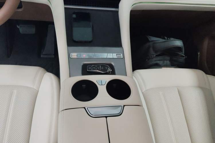 Used BYD Xia 2025 DM-i 1.5T 180km Beyond Edition
