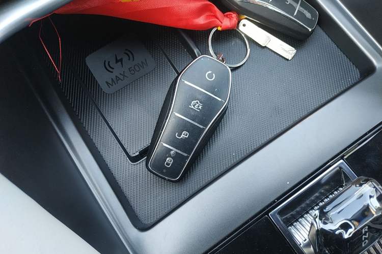 Used BYD Song PLUS New Energy 2025 DM-i 112KM Prestige Model
