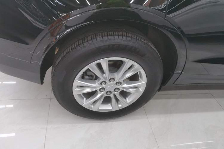 Used Cadillac XT5 2021 28T Tech Edition
