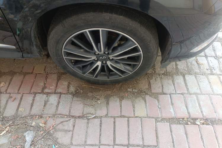 Used Infiniti QX60 2016 2.5 S/C Hybrid Two-Wheel-Drive Excellence Edition China V Standard