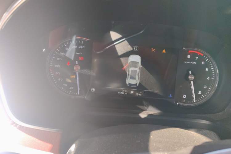 Used Roewe RX5 2016 30T Four-Wheel Drive Automatic Internet Smart Luxury Edition Instrument Cluster