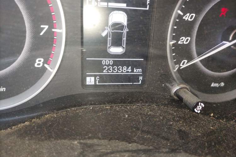 Used Baojun 560 2015 1.8L Manual Elite Edition