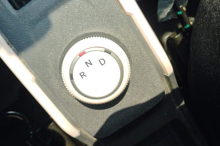 Used Chery QQ QQ Ice Cream 2022 170km Sundae Phosphate Lithium-Ion