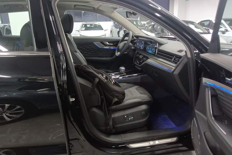 Used Hongqi HS5 2022 Revised Version 2.0T Smart Connect Flagship Edition