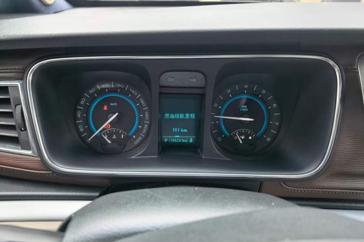 Used Buick GL8 2015 2.4L Luxury Business Premium Edition Instrument Cluster